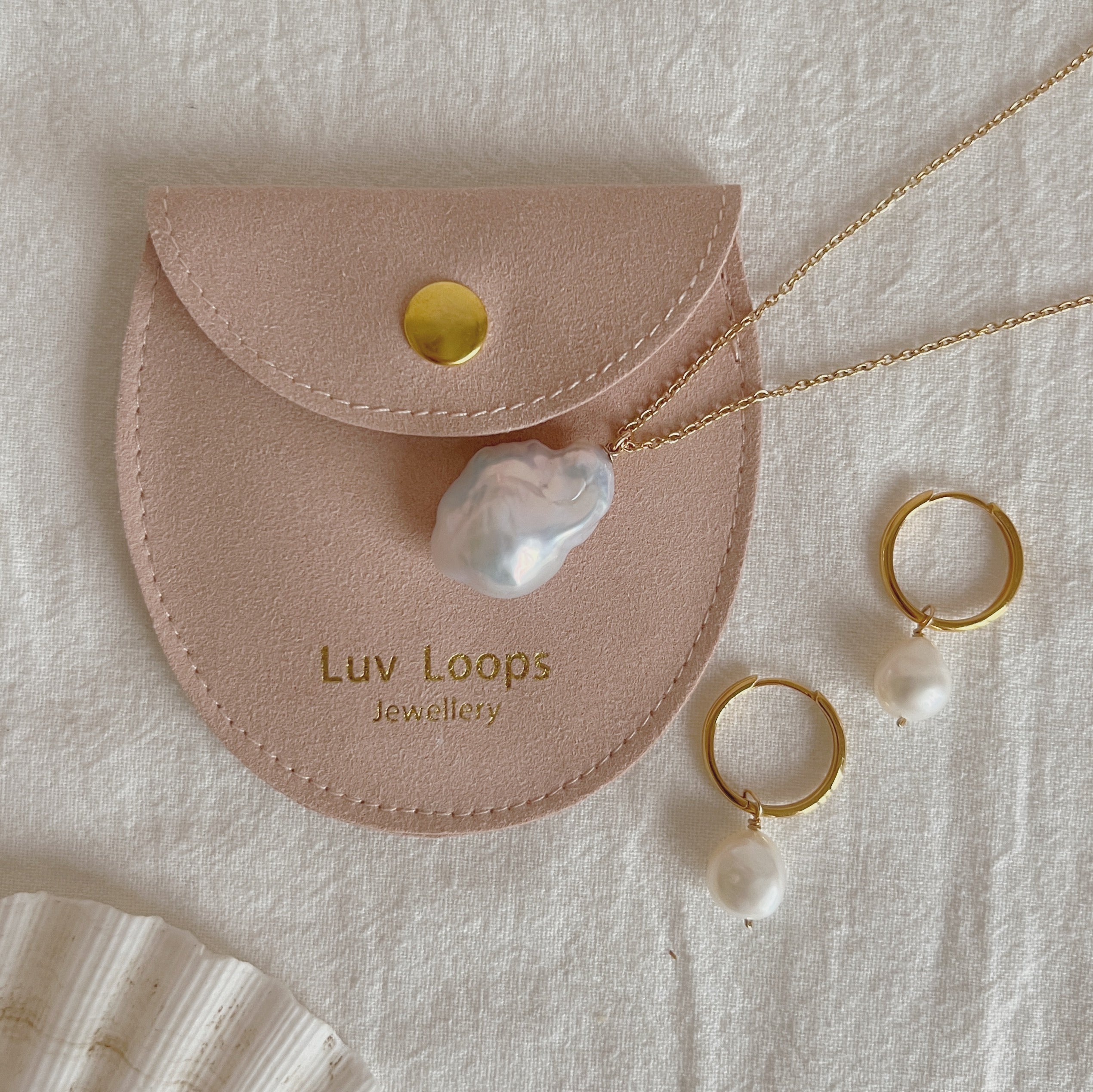 Jewellery pouch and sustainable packaging