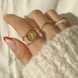 Aurelia ring